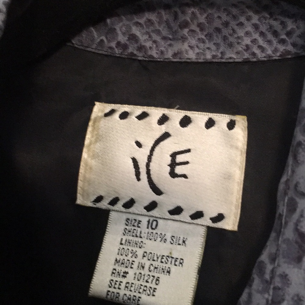 Vest - Picture 3 of 3